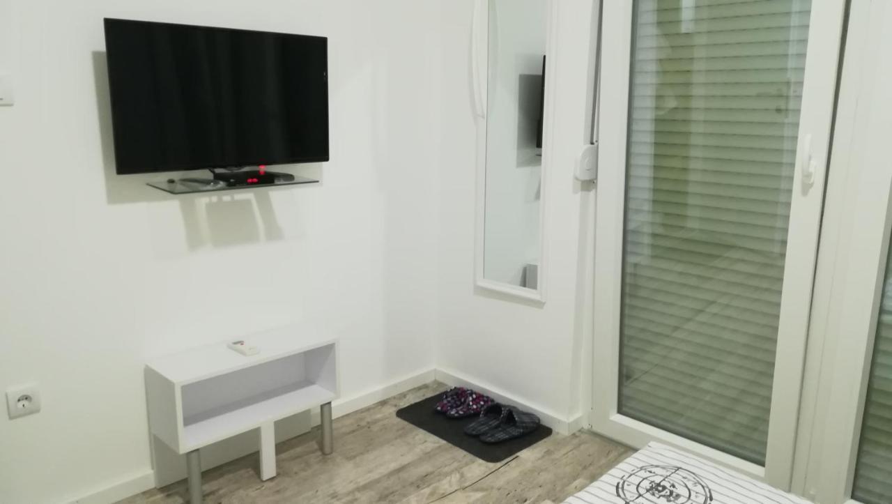 M4U Apartments Ni Buitenkant foto