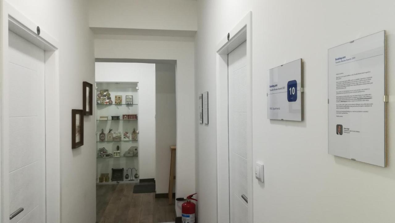 M4U Apartments Ni Buitenkant foto