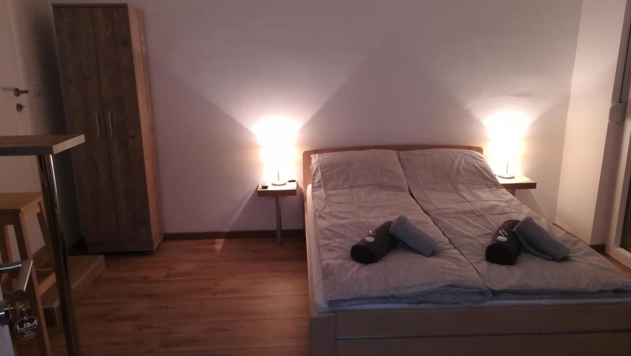 M4U Apartments Ni Buitenkant foto