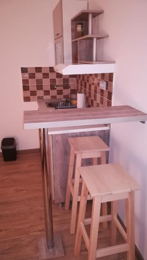 M4U Apartments Ni Buitenkant foto
