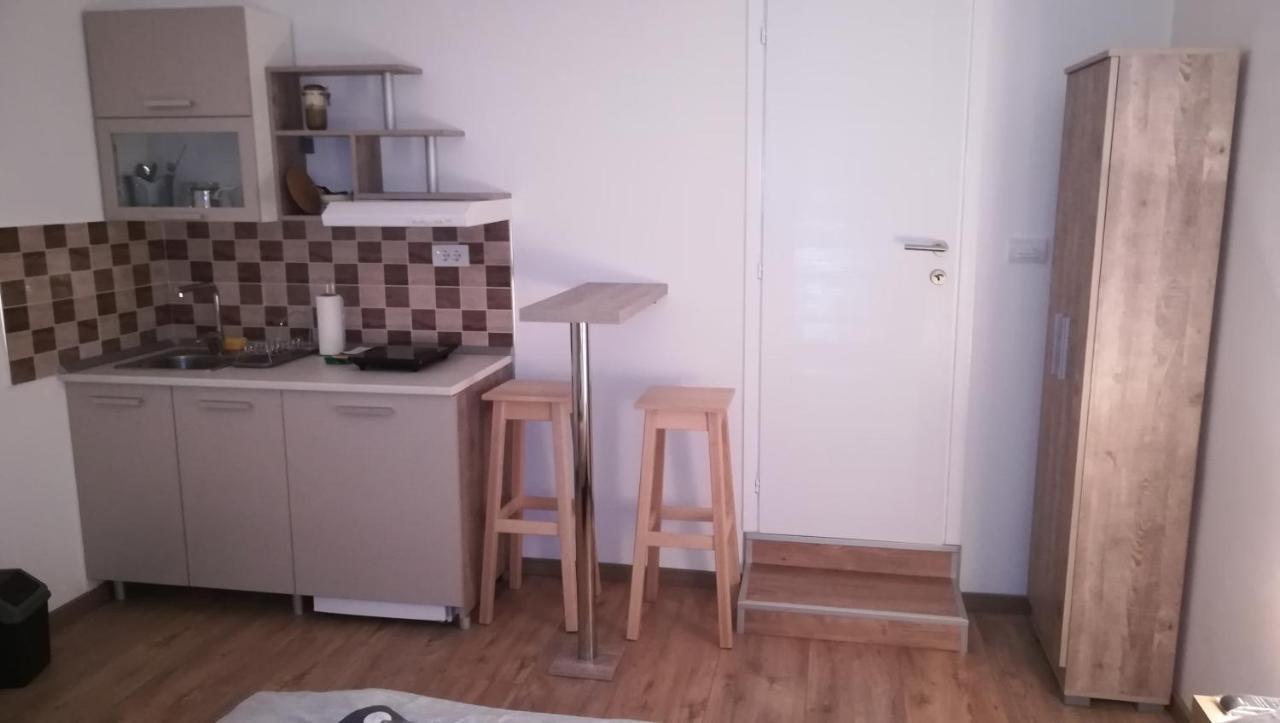 M4U Apartments Ni Buitenkant foto